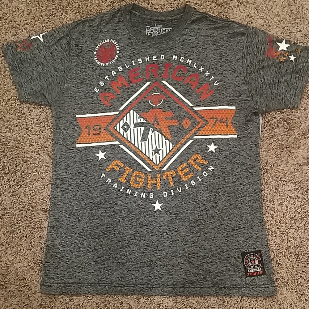 T-shirt 2/$20 or 3/$15